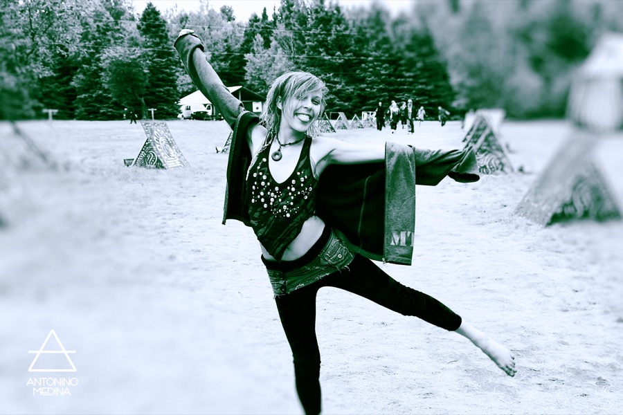 The Other Photos and U (2014 Side B Photos)